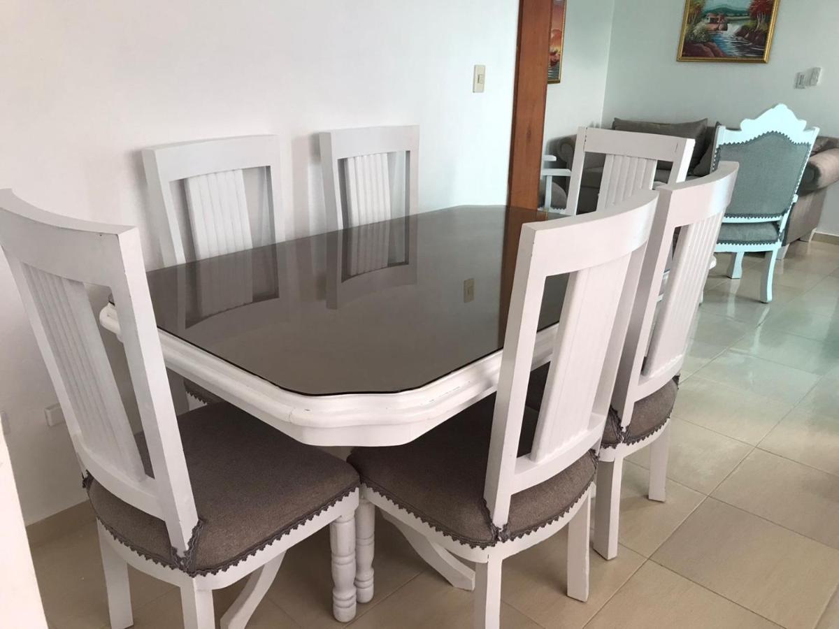 Apartamento Los Rieles 산티아고 데 로스 카바예로스 외부 사진