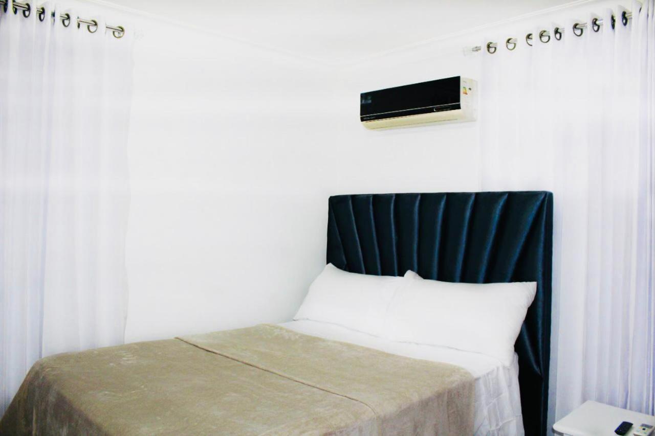 Apartamento Los Rieles 산티아고 데 로스 카바예로스 외부 사진