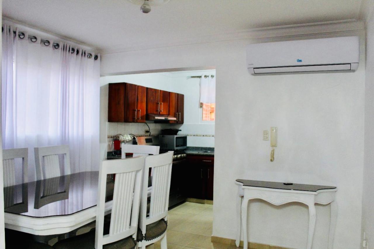Apartamento Los Rieles 산티아고 데 로스 카바예로스 외부 사진