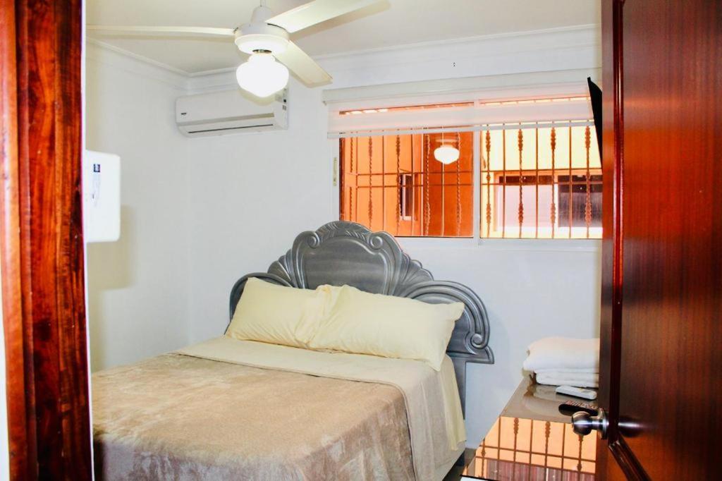 Apartamento Los Rieles 산티아고 데 로스 카바예로스 외부 사진
