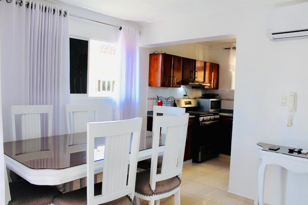 Apartamento Los Rieles 산티아고 데 로스 카바예로스 외부 사진